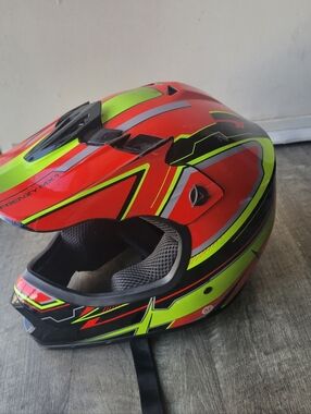 Red & Neon Green Full-Face Motorcycle Helmet Size M Kids Helmet FRENZY MX1